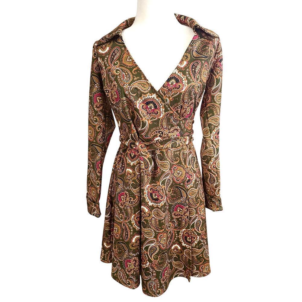 UNIQUE VINTAGE Olive Green Floral Paisley 70s Belted Wrap Dress - Sz Small (4)